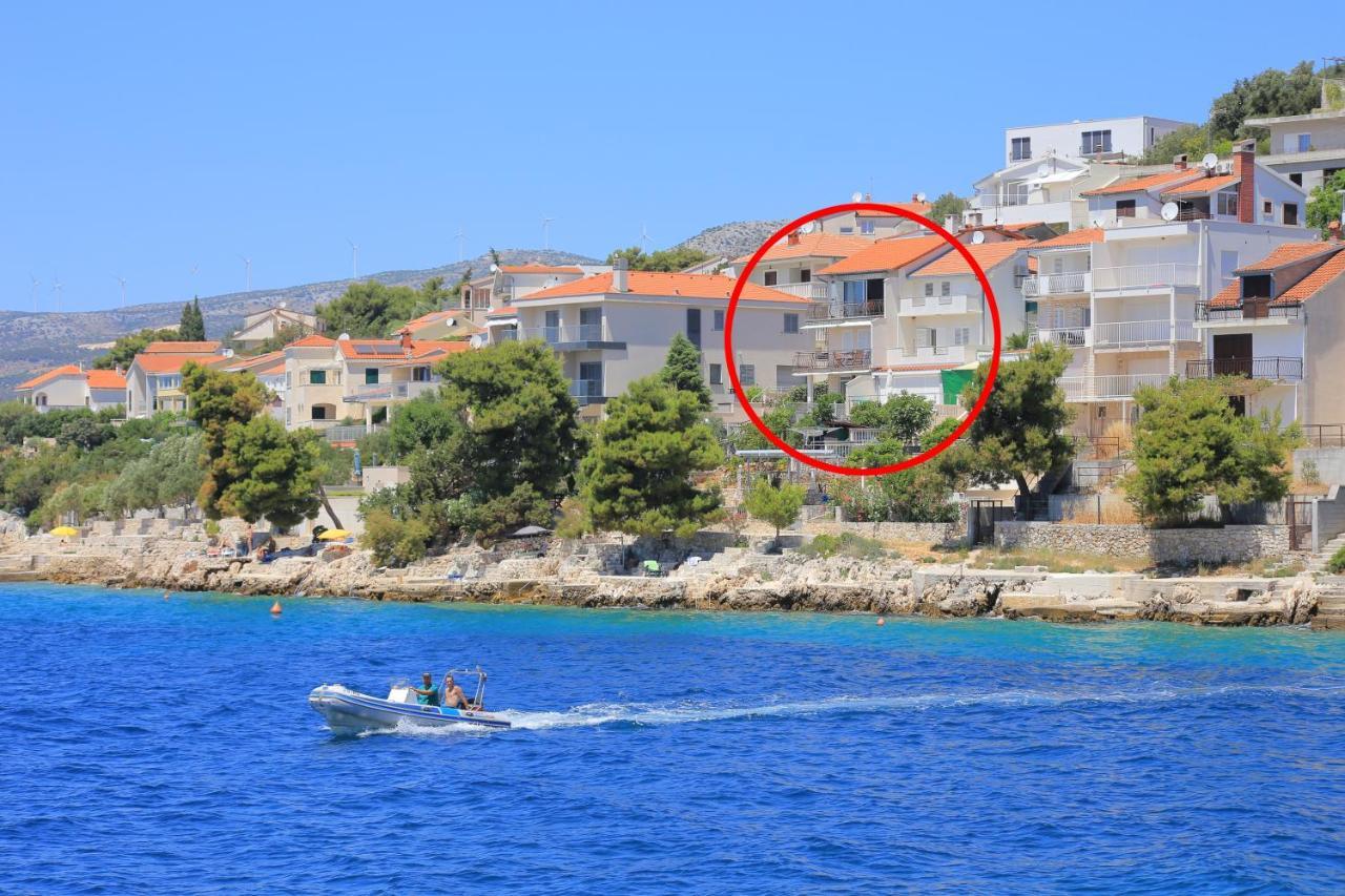 Apartments By The Sea Okrug Donji, Ciovo - 16657 Donji Okrug  Exterior foto