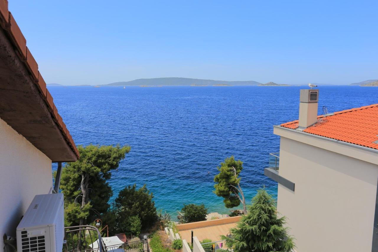Apartments By The Sea Okrug Donji, Ciovo - 16657 Donji Okrug  Exterior foto